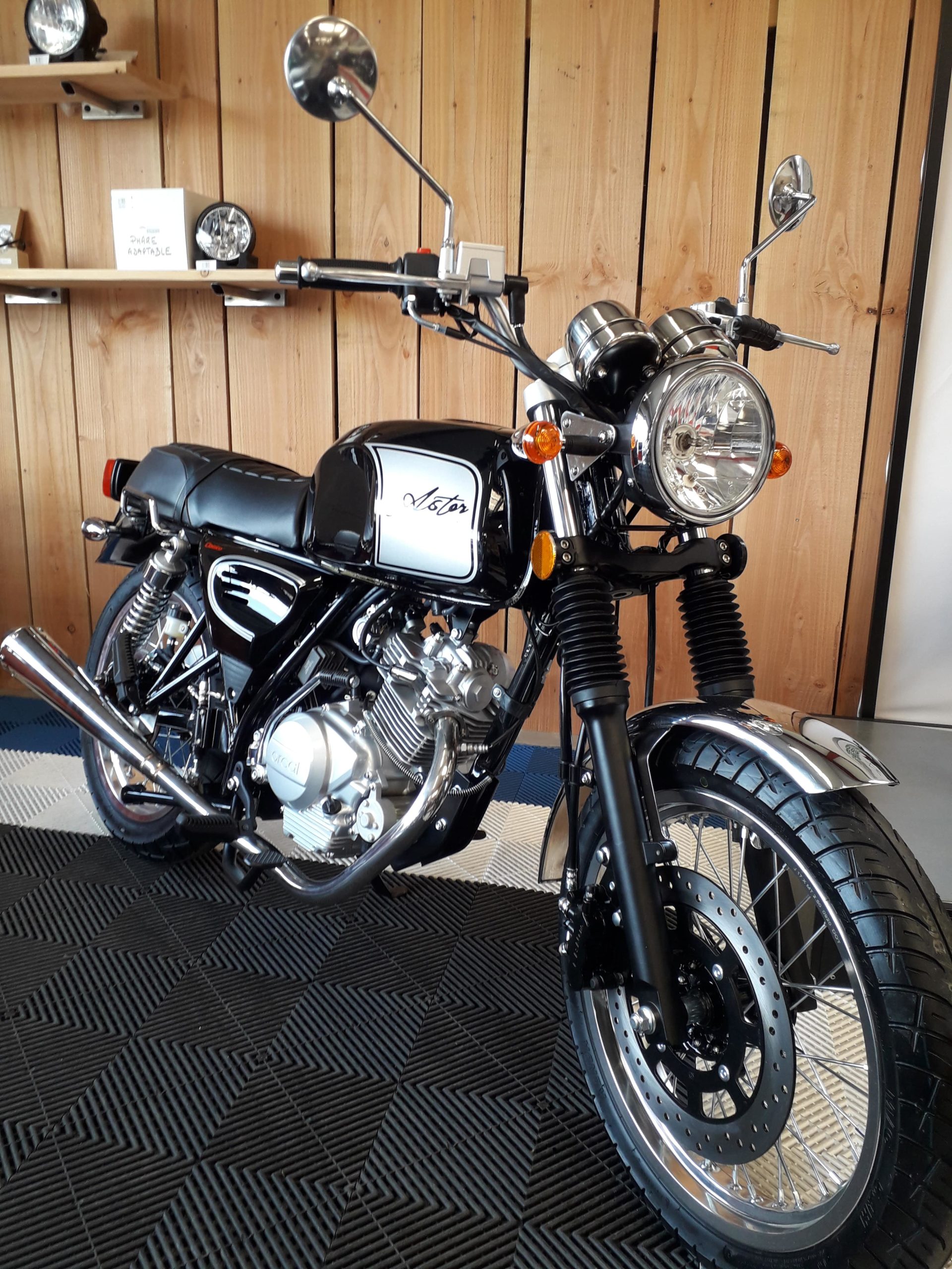 ORCAL Astor 125 Doc Moto Concessionnaire Occasion Vintage Réparation Entretien